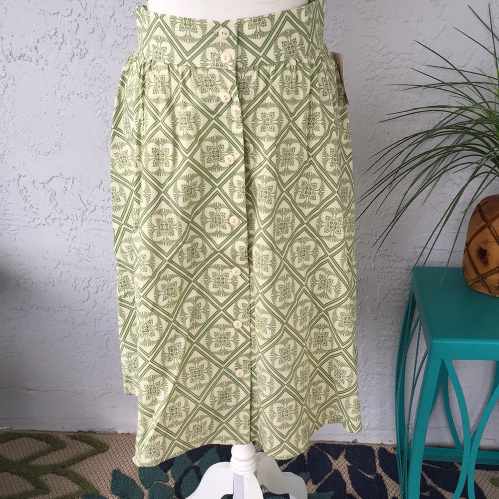 Green and cream Skirt